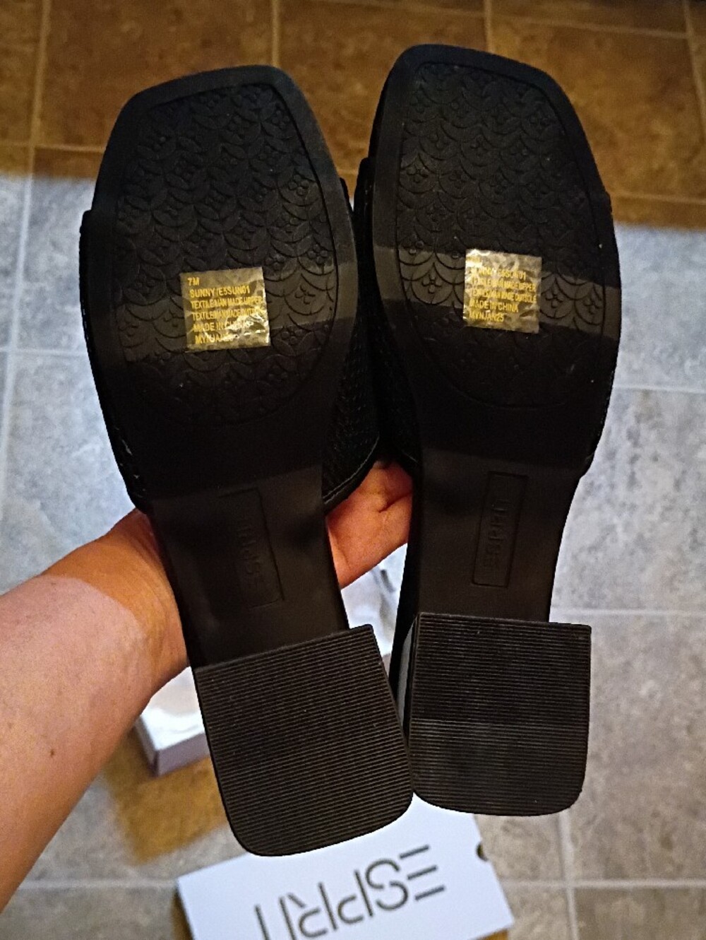 Esprit Women's Black Slip-On Mules with Knotted Floral Accents Size 7, NWT W/Box - Picture 7 of 16